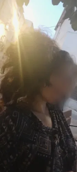 Ellen, 40