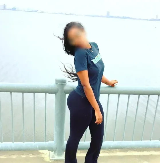 Nour, 35