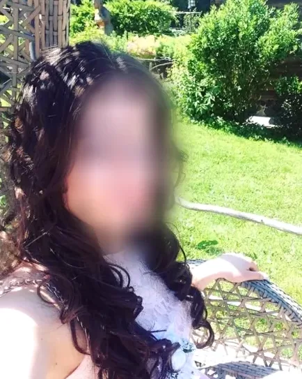 Sanne, 36