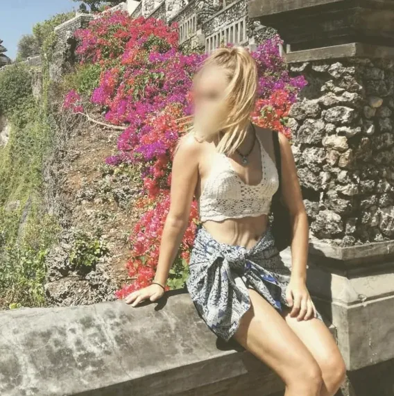 Sofia, 20