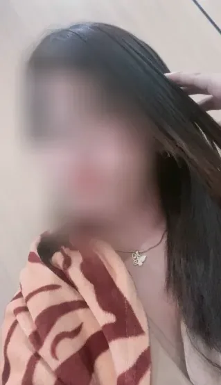 Thea, 34